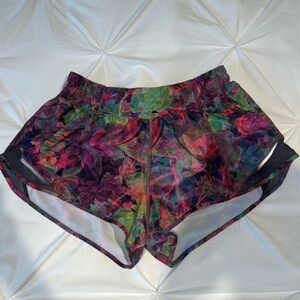 Hotty Hot Low-Rise Lined Short